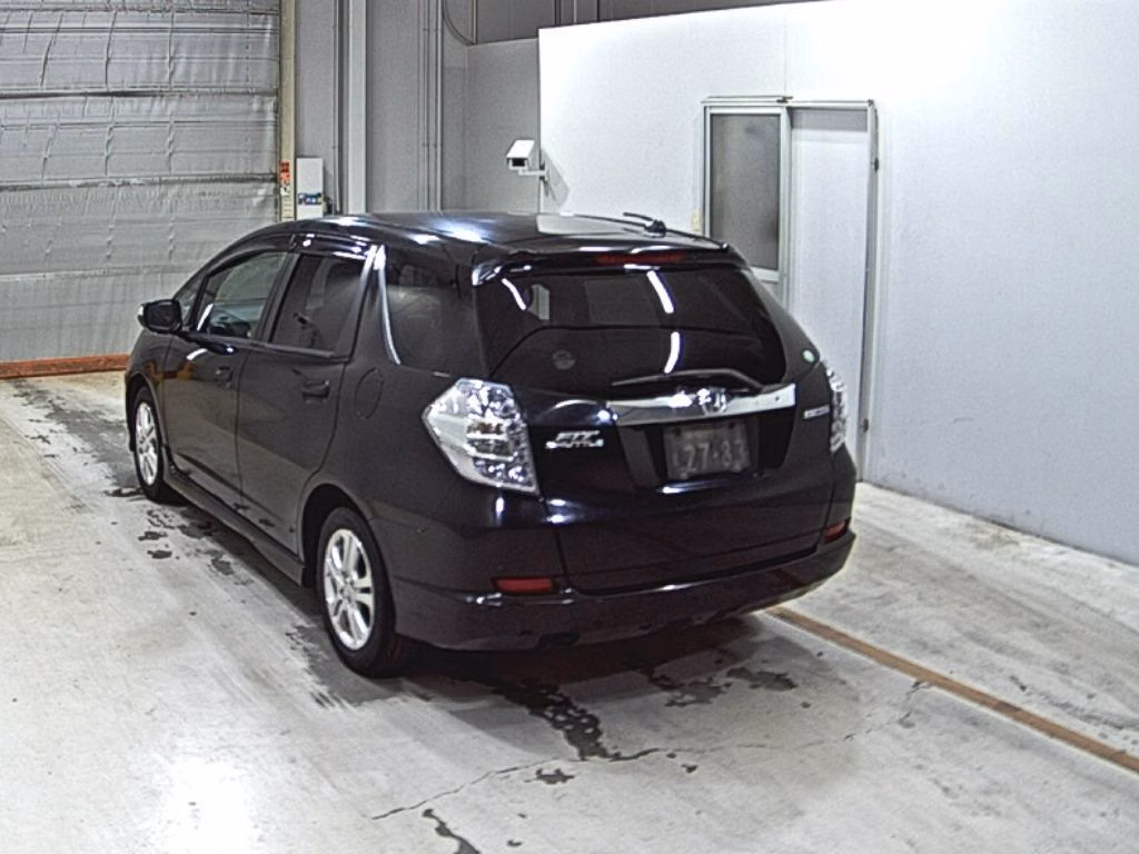 HONDA FIT SHUTTLE