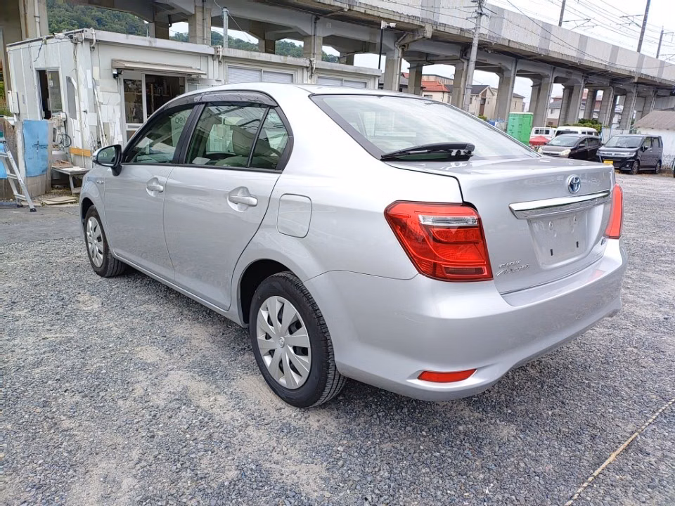 TOYOTA COROLLA AXIO