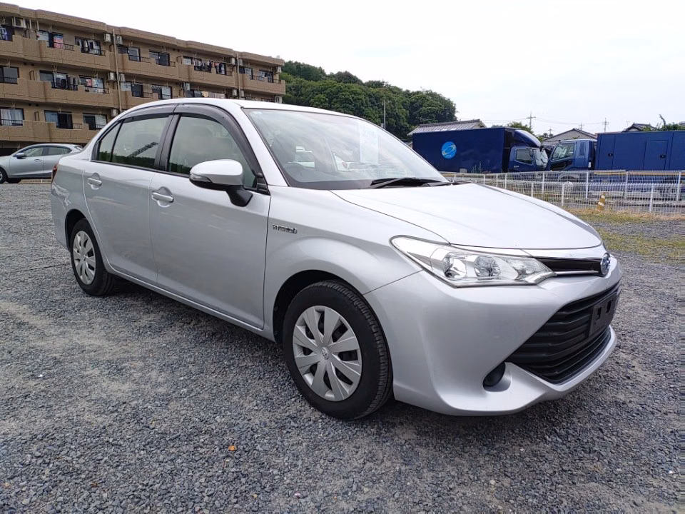TOYOTA COROLLA AXIO