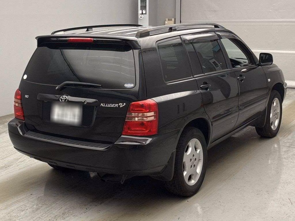 TOYOTA KLUGER V