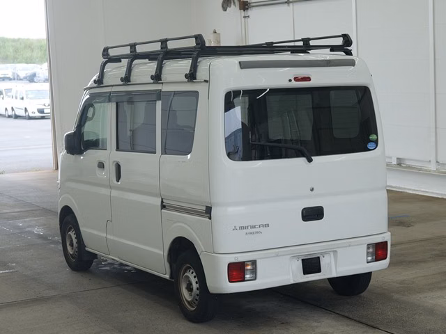 MITSUBISHI MINICAB