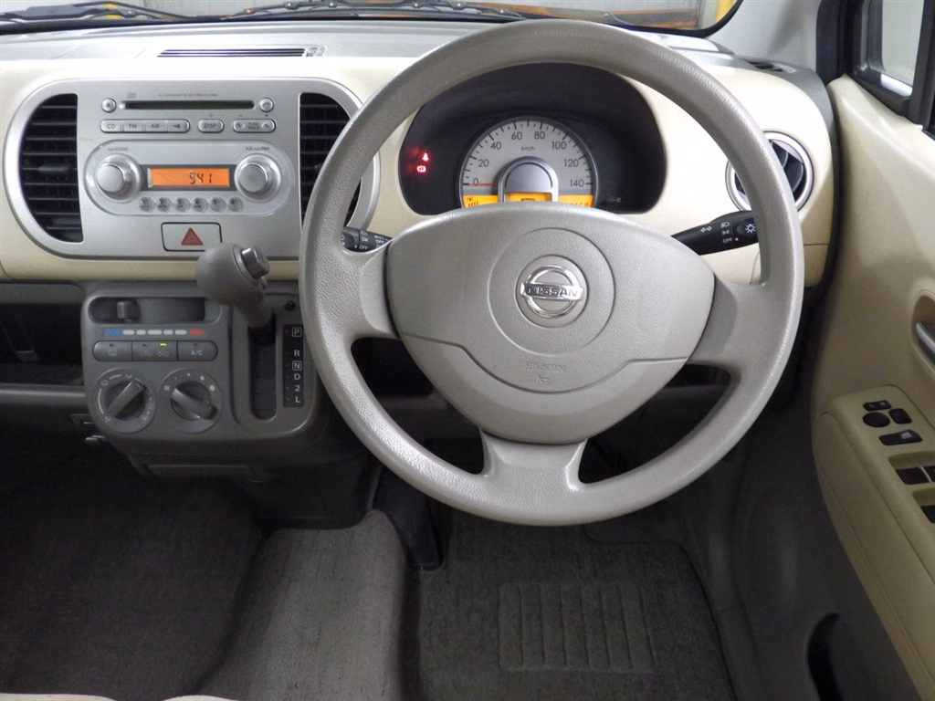 NISSAN MOCO