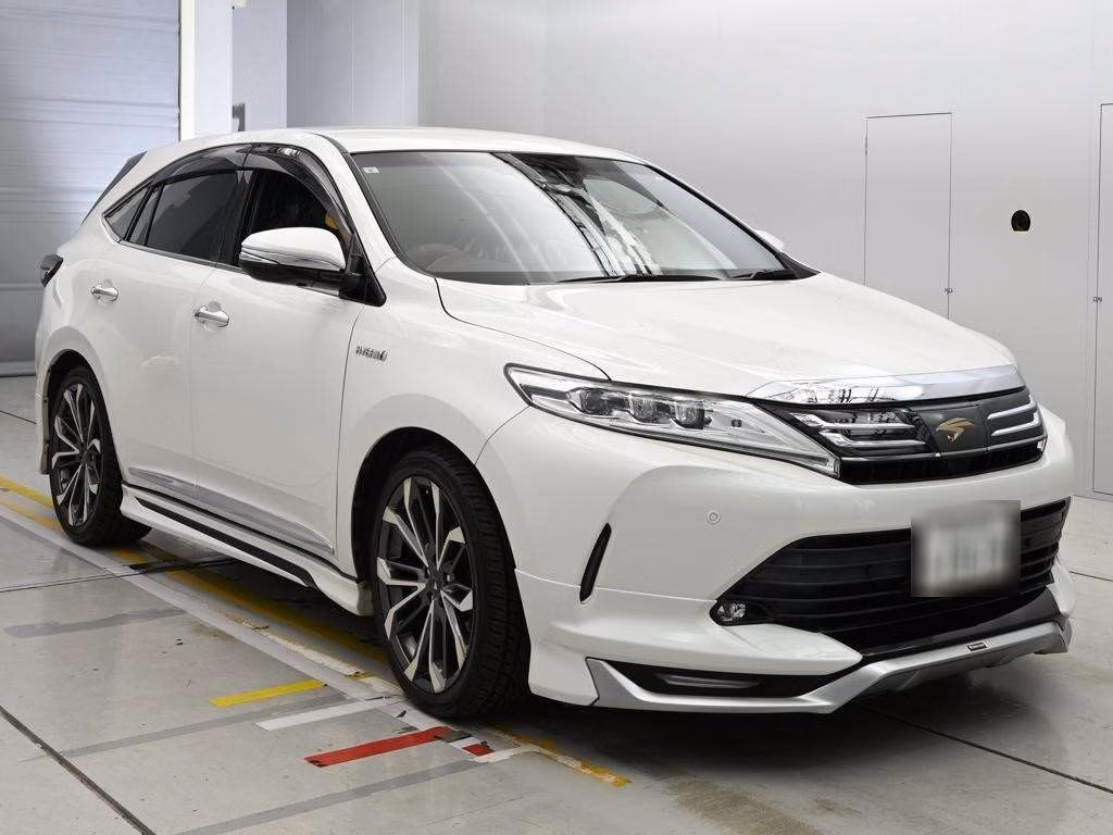 TOYOTA HARRIER