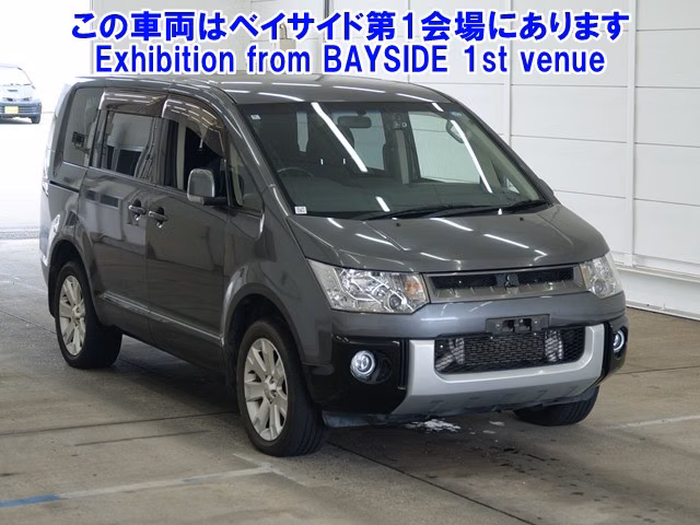 MITSUBISHI DELICA D:5
