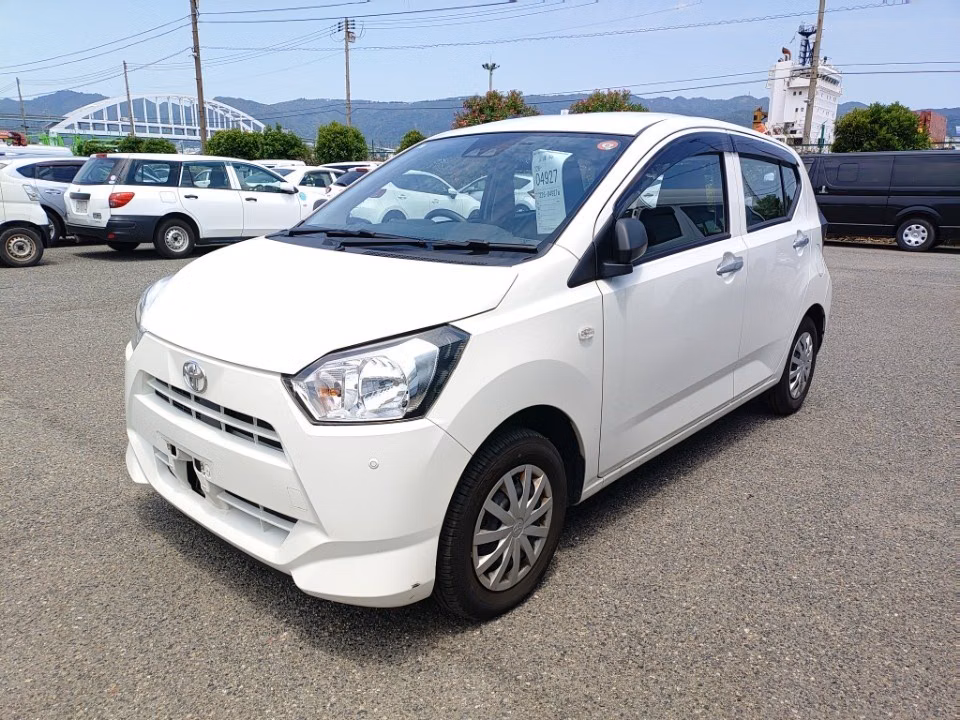 TOYOTA PIXIS EPOCH