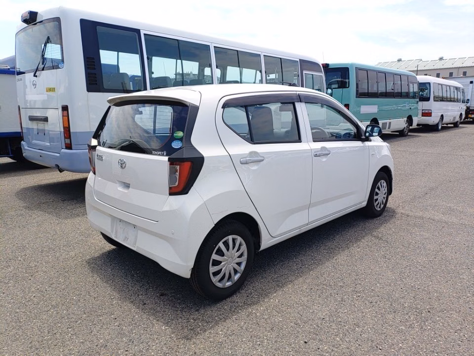 TOYOTA PIXIS EPOCH