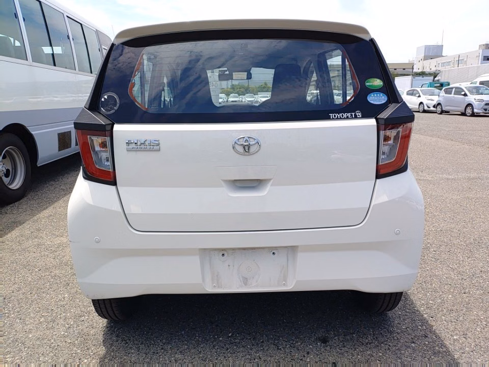 TOYOTA PIXIS EPOCH