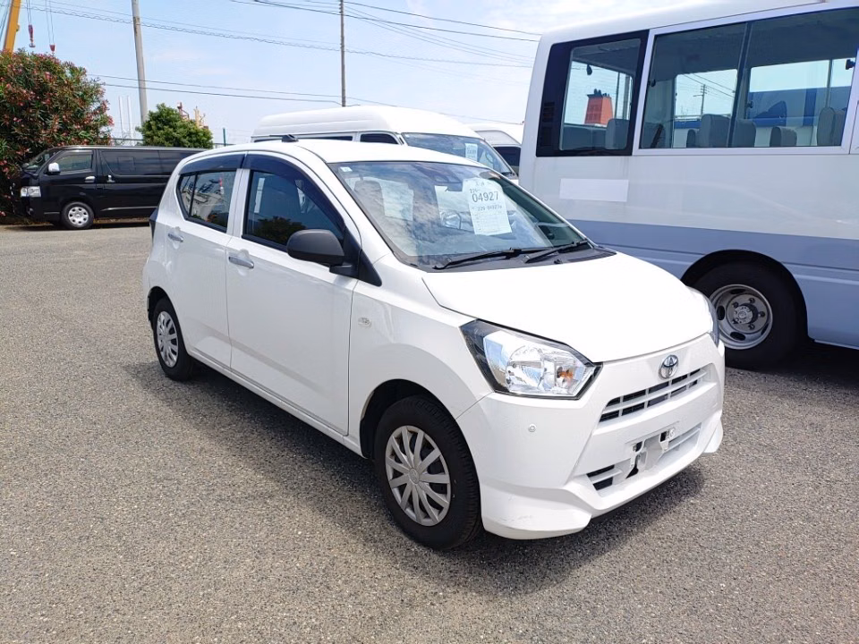 TOYOTA PIXIS EPOCH