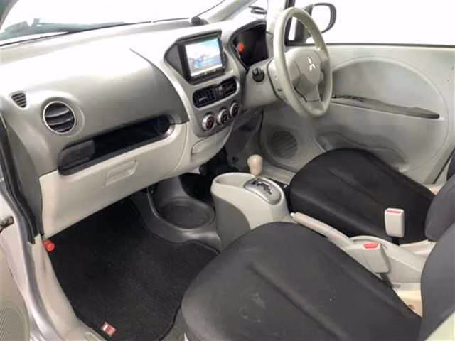 MITSUBISHI I