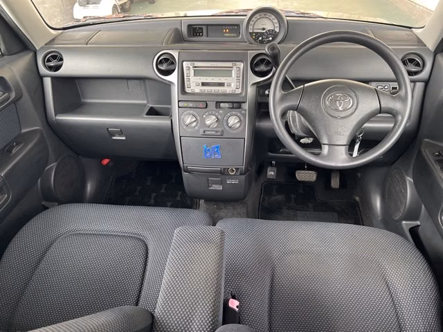 TOYOTA BB