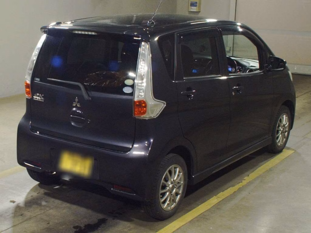 MITSUBISHI EK CUSTOM