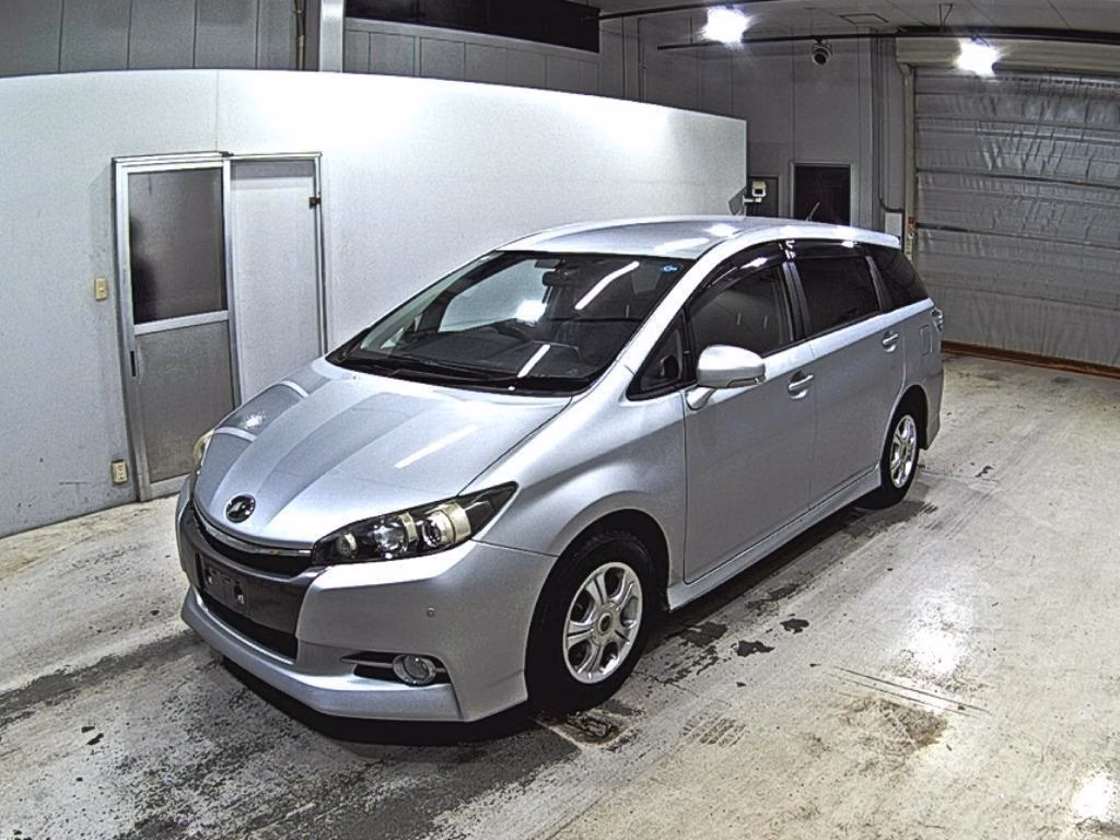 TOYOTA WISH