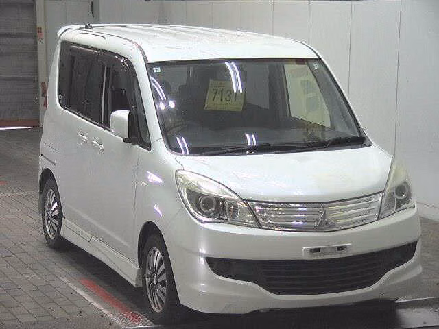 MITSUBISHI DELICA D:2