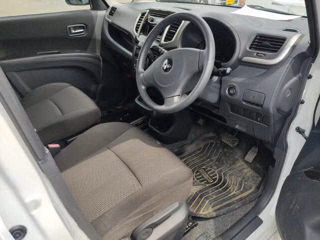 MITSUBISHI DELICA D:2