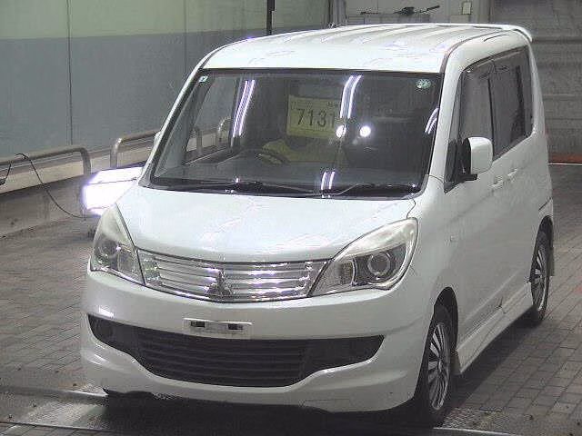 MITSUBISHI DELICA D:2