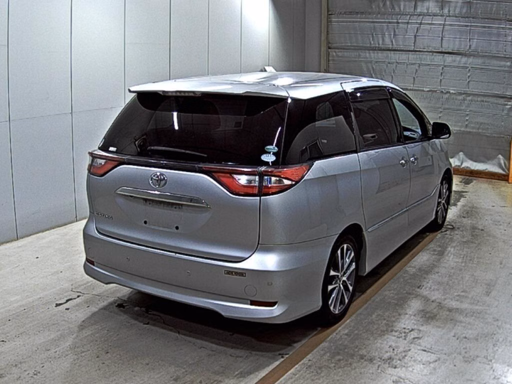 TOYOTA ESTIMA