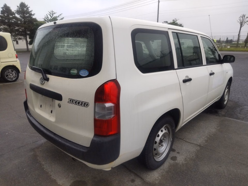 TOYOTA PROBOX