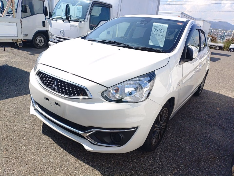 MITSUBISHI MIRAGE