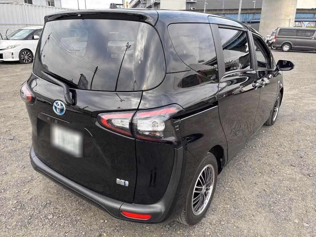 TOYOTA SIENTA