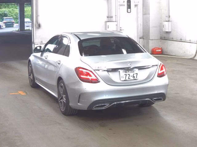 MERCEDES-BENZ C-CLASS