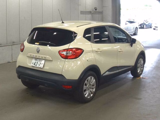 RENAULT CAPTUR