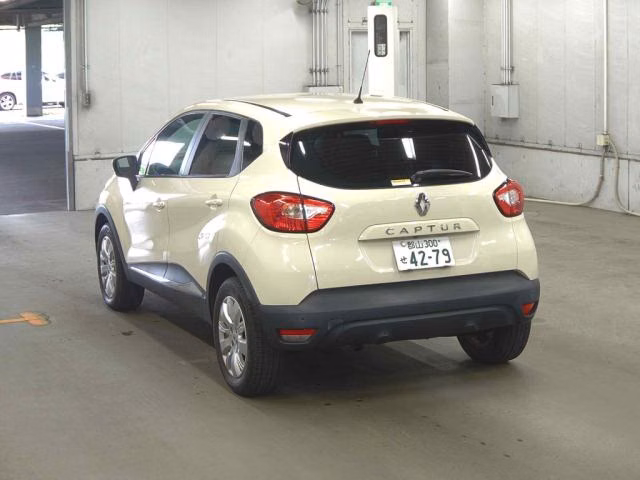 RENAULT CAPTUR