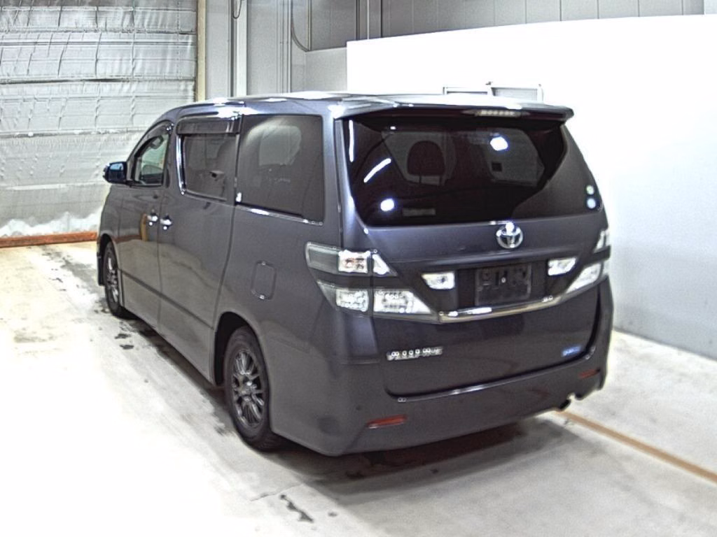 TOYOTA VELLFIRE