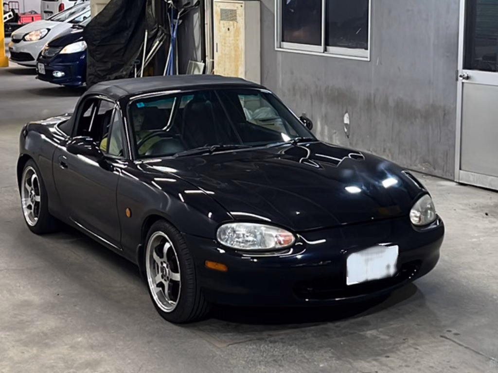 MAZDA ROADSTER