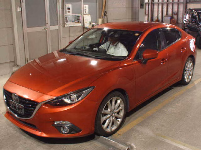 MAZDA AXELA