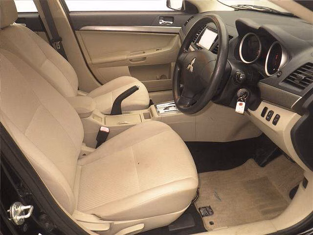 MITSUBISHI GALANT FORTIS