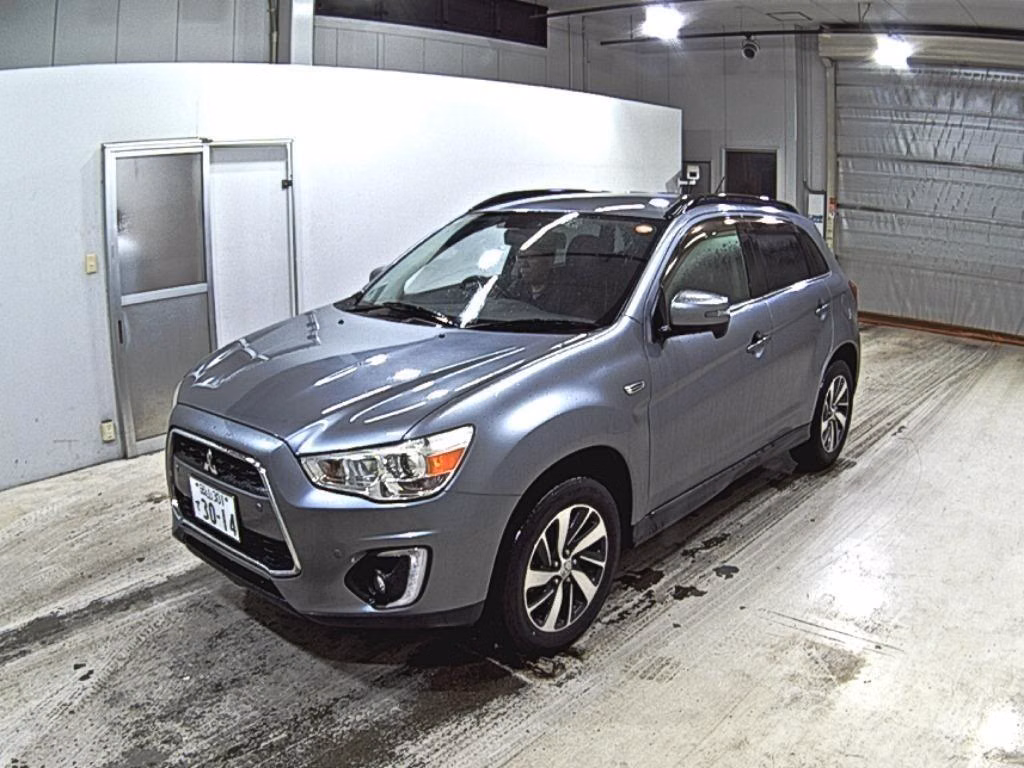 MITSUBISHI RVR