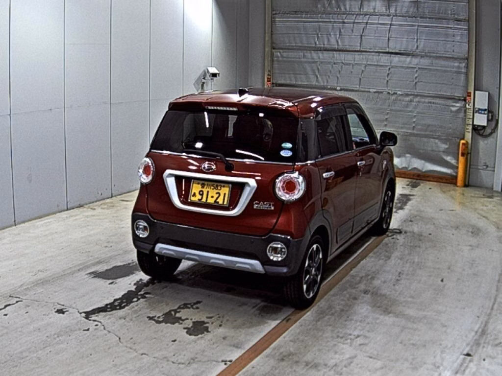 DAIHATSU CAST