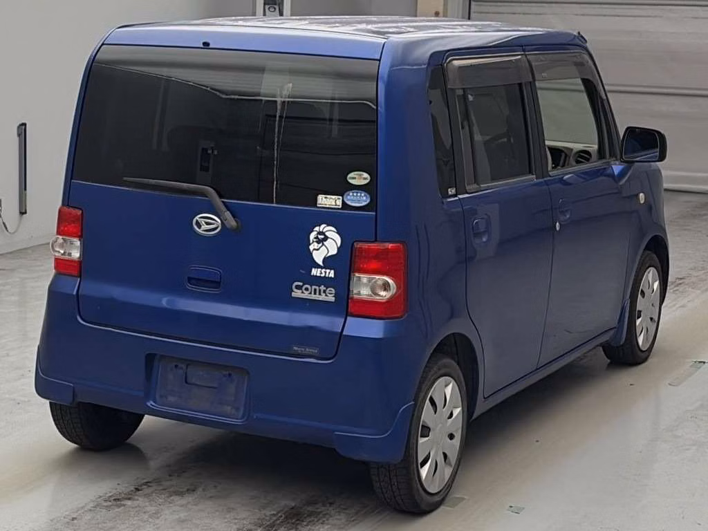 DAIHATSU MOVE CONTE