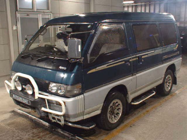 MITSUBISHI DELICA