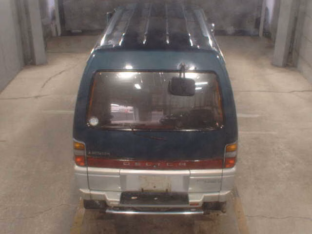 MITSUBISHI DELICA