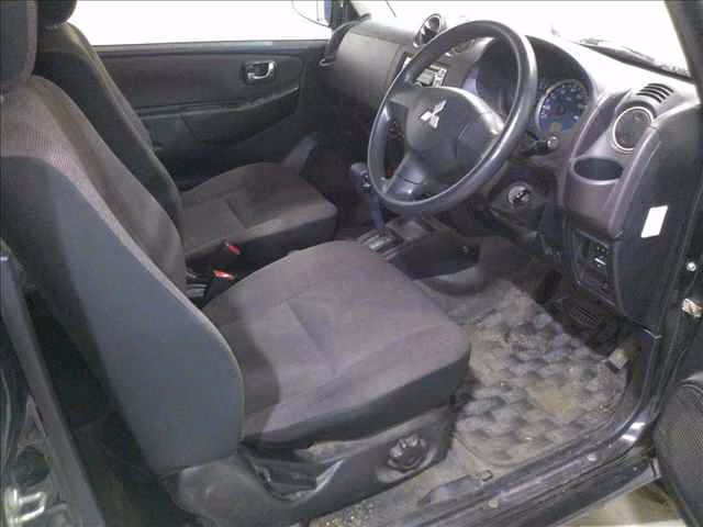 MITSUBISHI PAJERO MINI