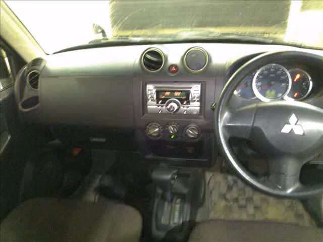 MITSUBISHI PAJERO MINI