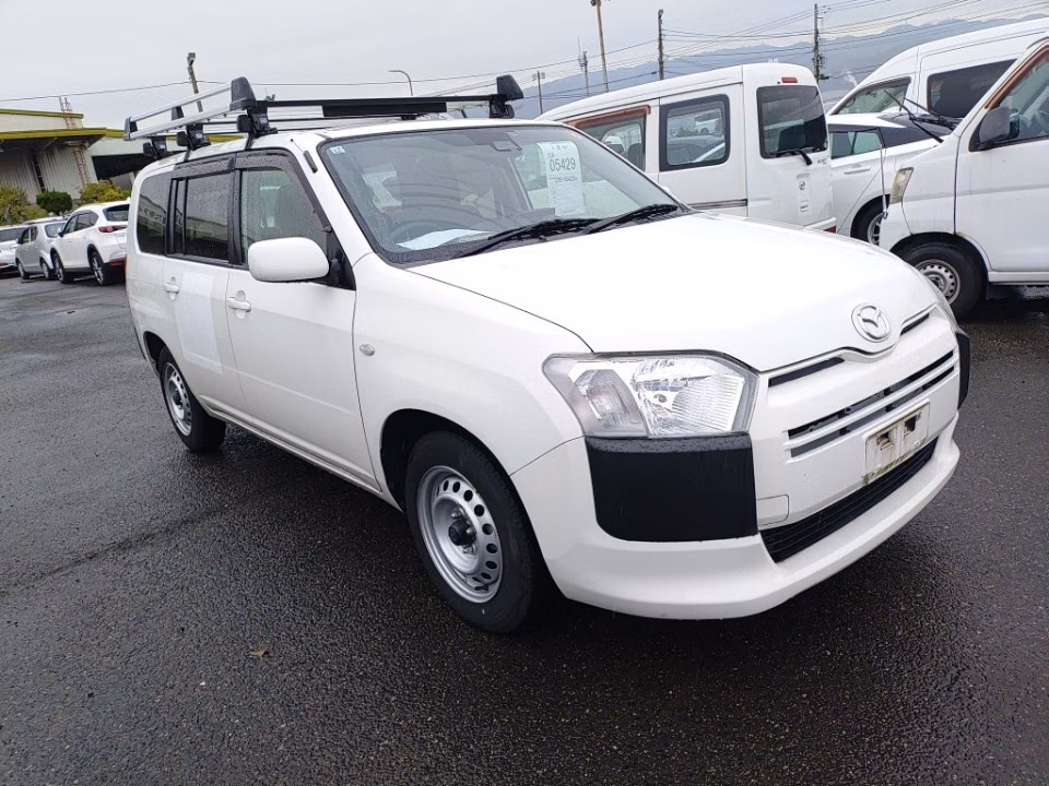 MAZDA FAMILIA