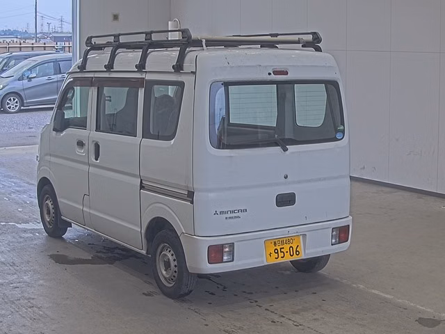 MITSUBISHI MINICAB