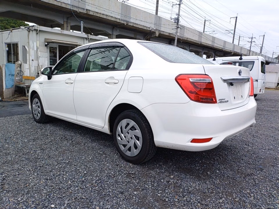 TOYOTA COROLLA AXIO