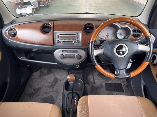 DAIHATSU MIRA GINO