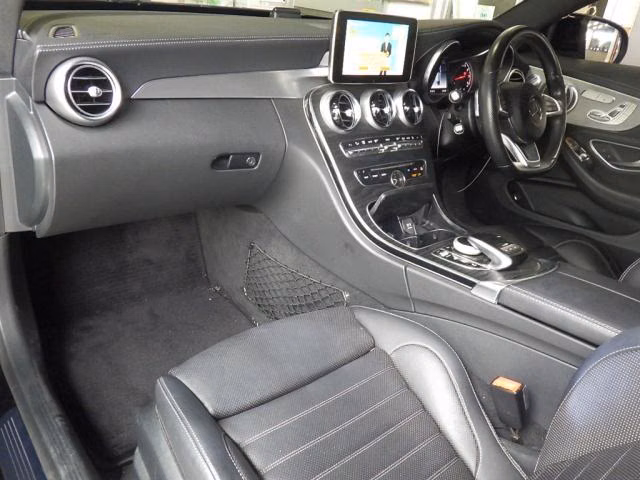 MERCEDES-BENZ C-CLASS
