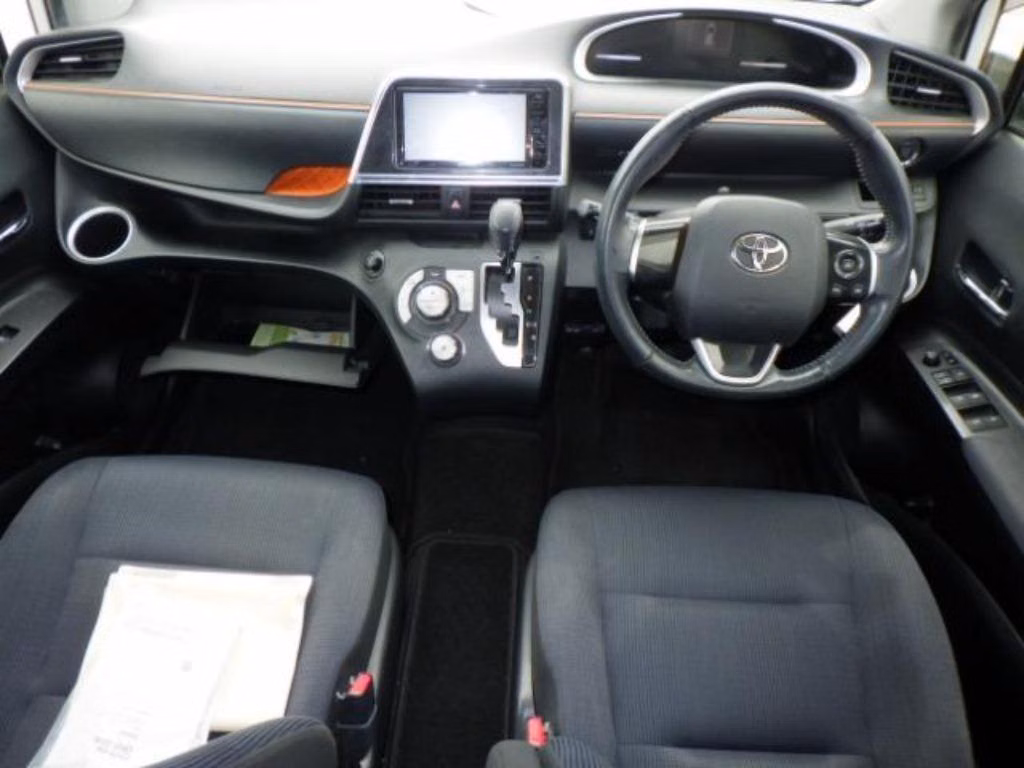 TOYOTA SIENTA