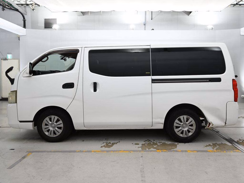 NISSAN NV350 CARAVAN