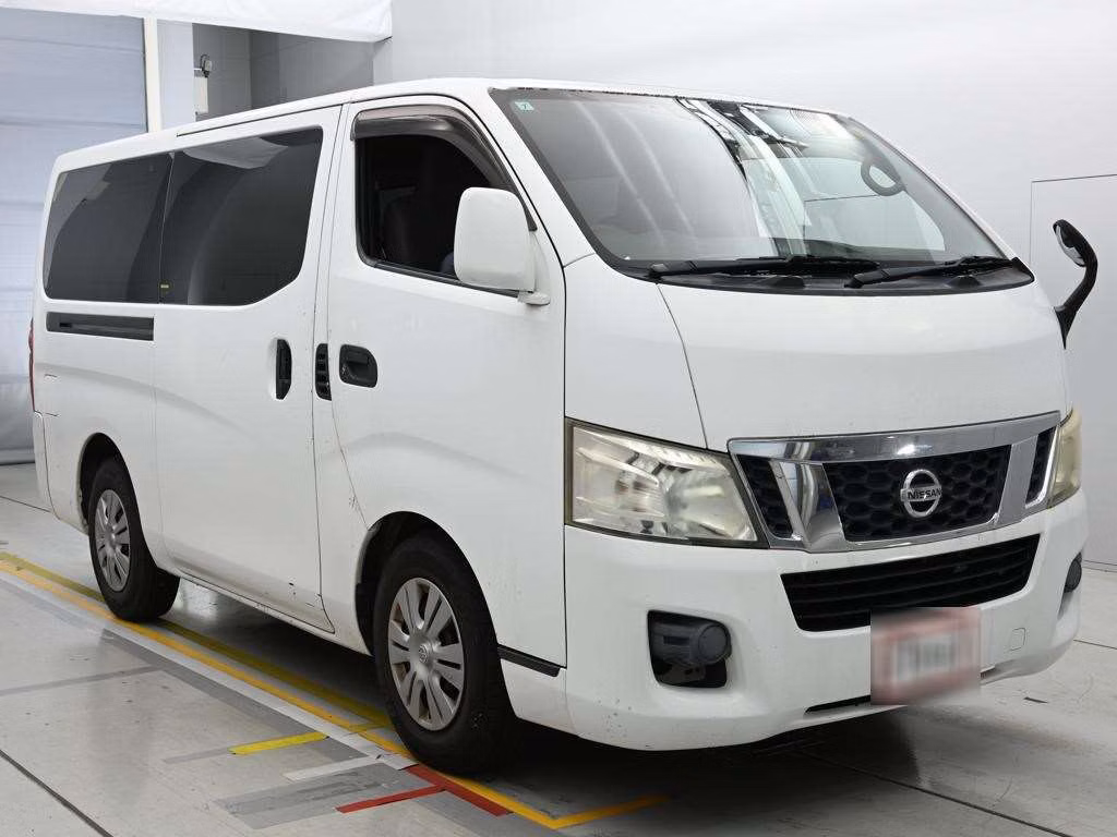NISSAN NV350 CARAVAN