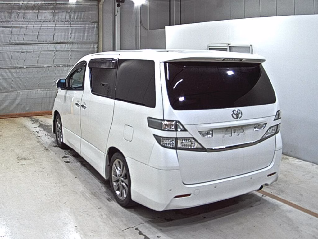 TOYOTA VELLFIRE