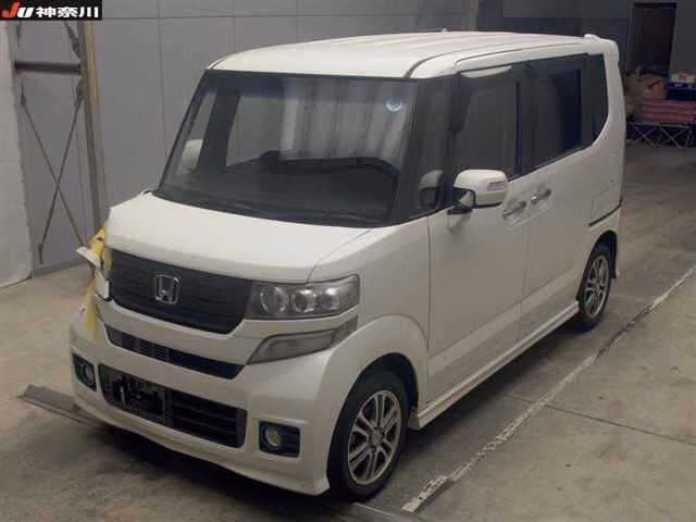 HONDA N-BOX+