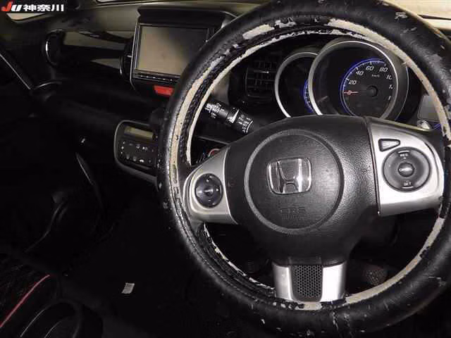 HONDA N-BOX+