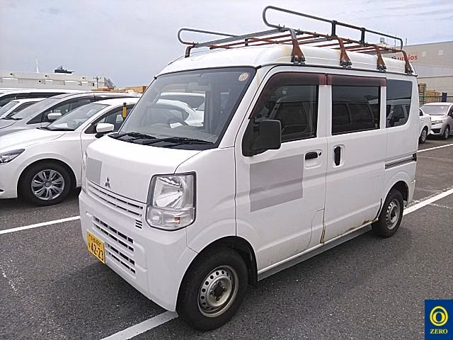 MITSUBISHI MINICAB