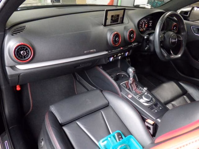 AUDI S3